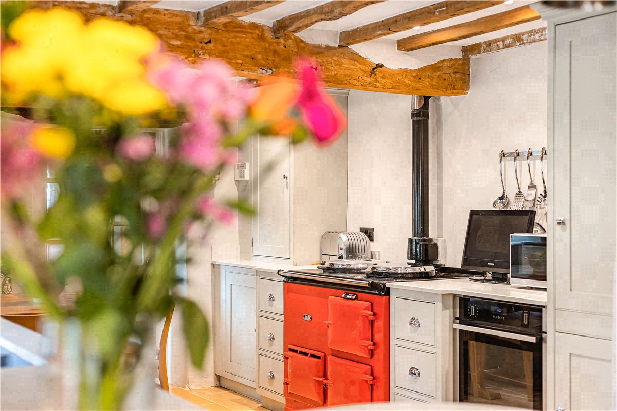 4 bedroom Cottage, New Road, Bampton, OX18 - Available, Image 7