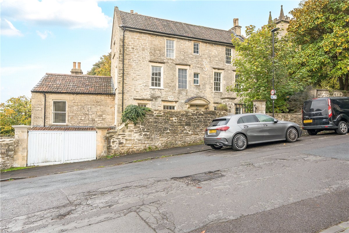 4 bedroom House, Holloway, Bath, BA2 - Let Agreed