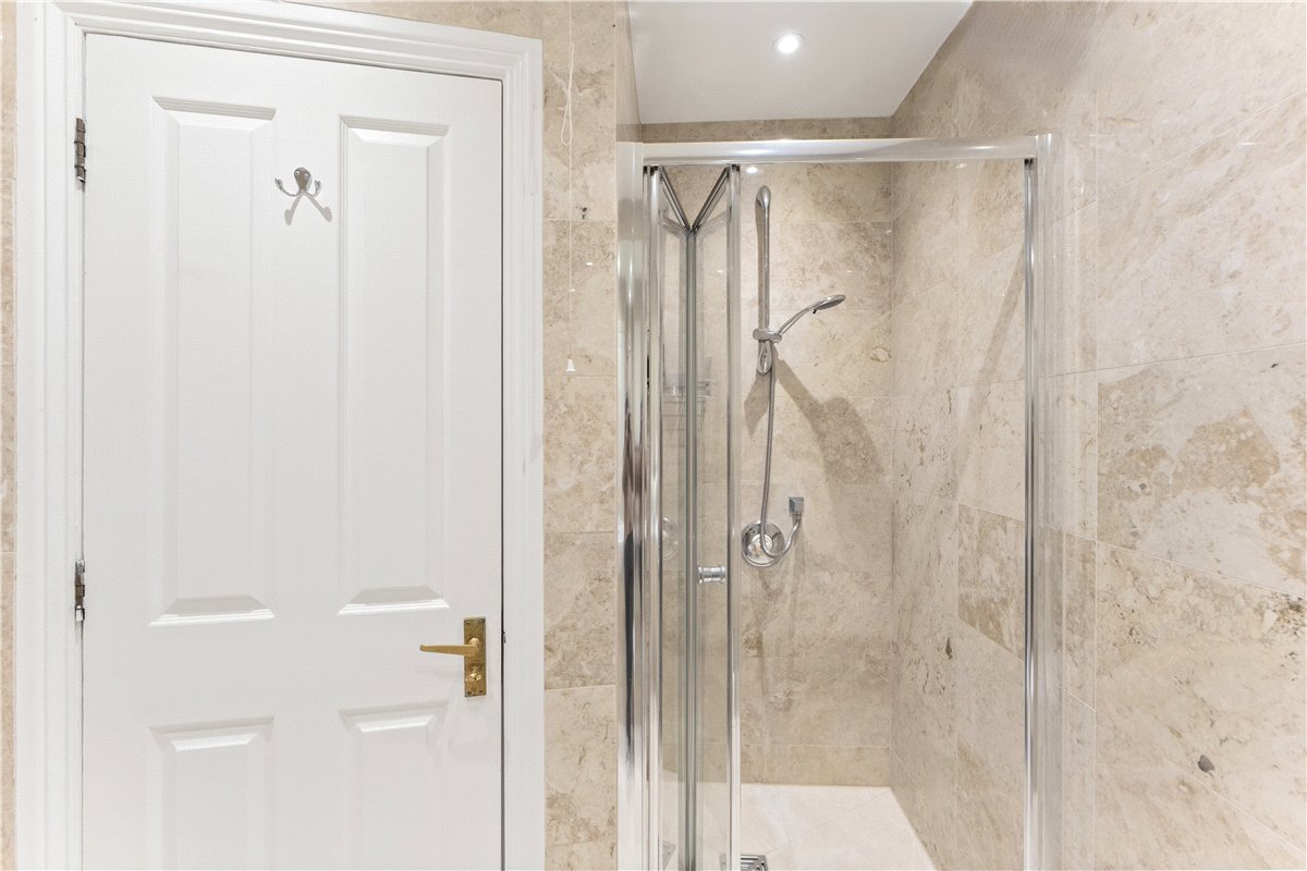 3 bedroom Flat, Queens Gate, South Kensington, SW7 - Available, Image 4