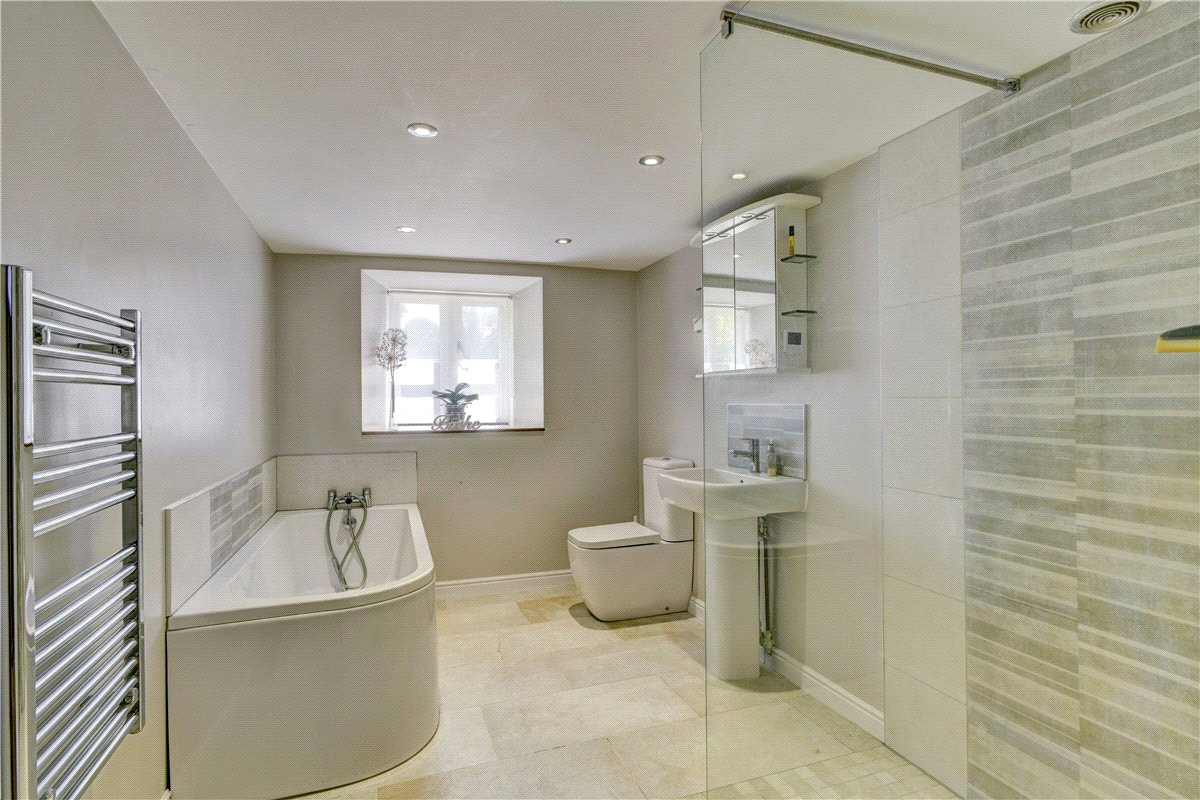 4 bedroom House, Lot 1: Great Huish Farm, Tedburn St. Mary, EX6 - Available, Image 9