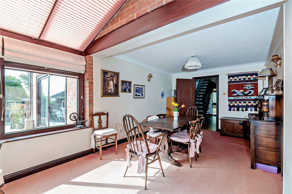 4 bedroom House, Harewood Drive, Cold Ash, RG18 - Available, Image 5