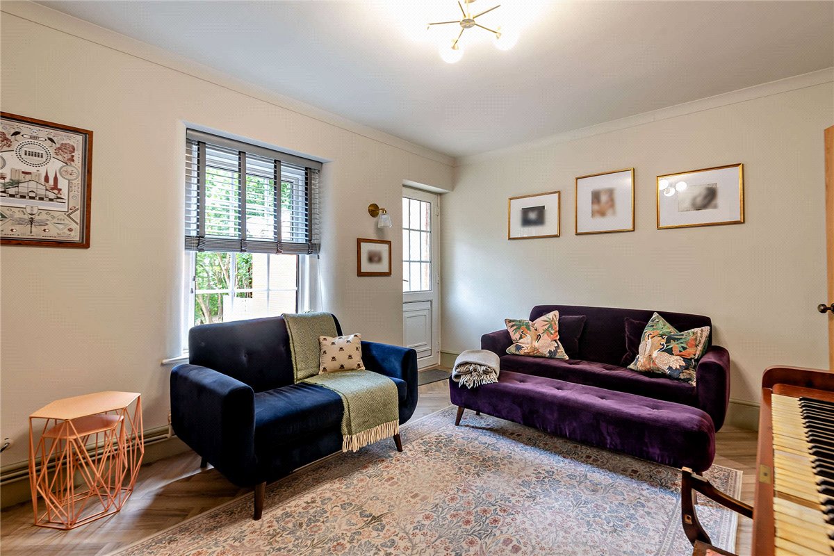 2 bedroom House, Pear Tree Lane, Newbury, RG14 - Available, Image 4