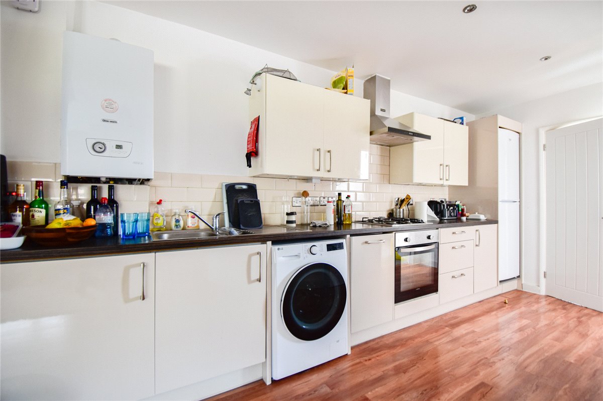 2 bedroom Flat, Coleridge Road, Cambridge, CB1 - Let Agreed, Image 5