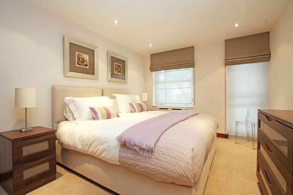 3 bedroom Flat, Kingston House South, Ennismore Gardens, SW7 - Available, Image 5
