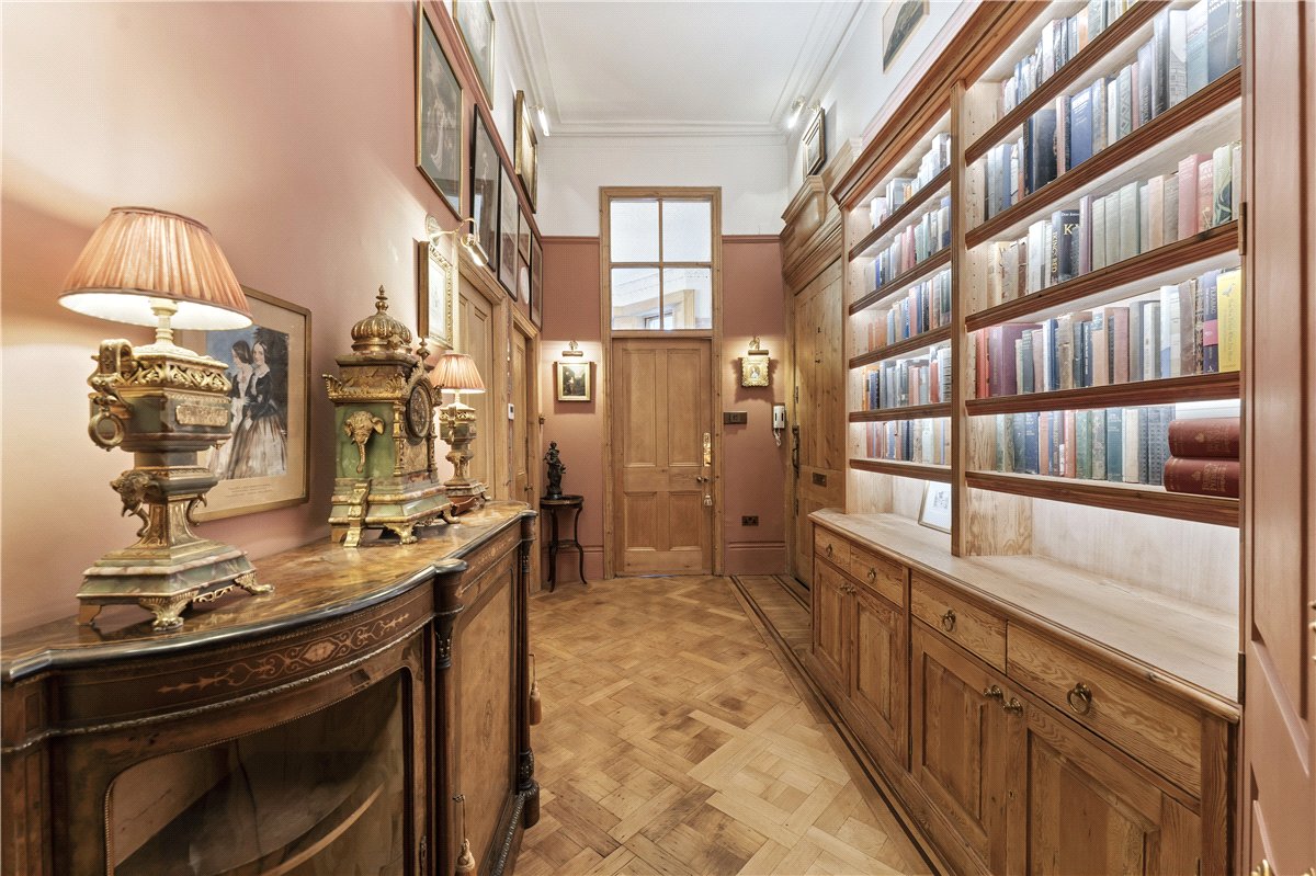 2 bedroom Flat, Pembridge Square, Notting Hill Gate, W2 - Available, Image 11