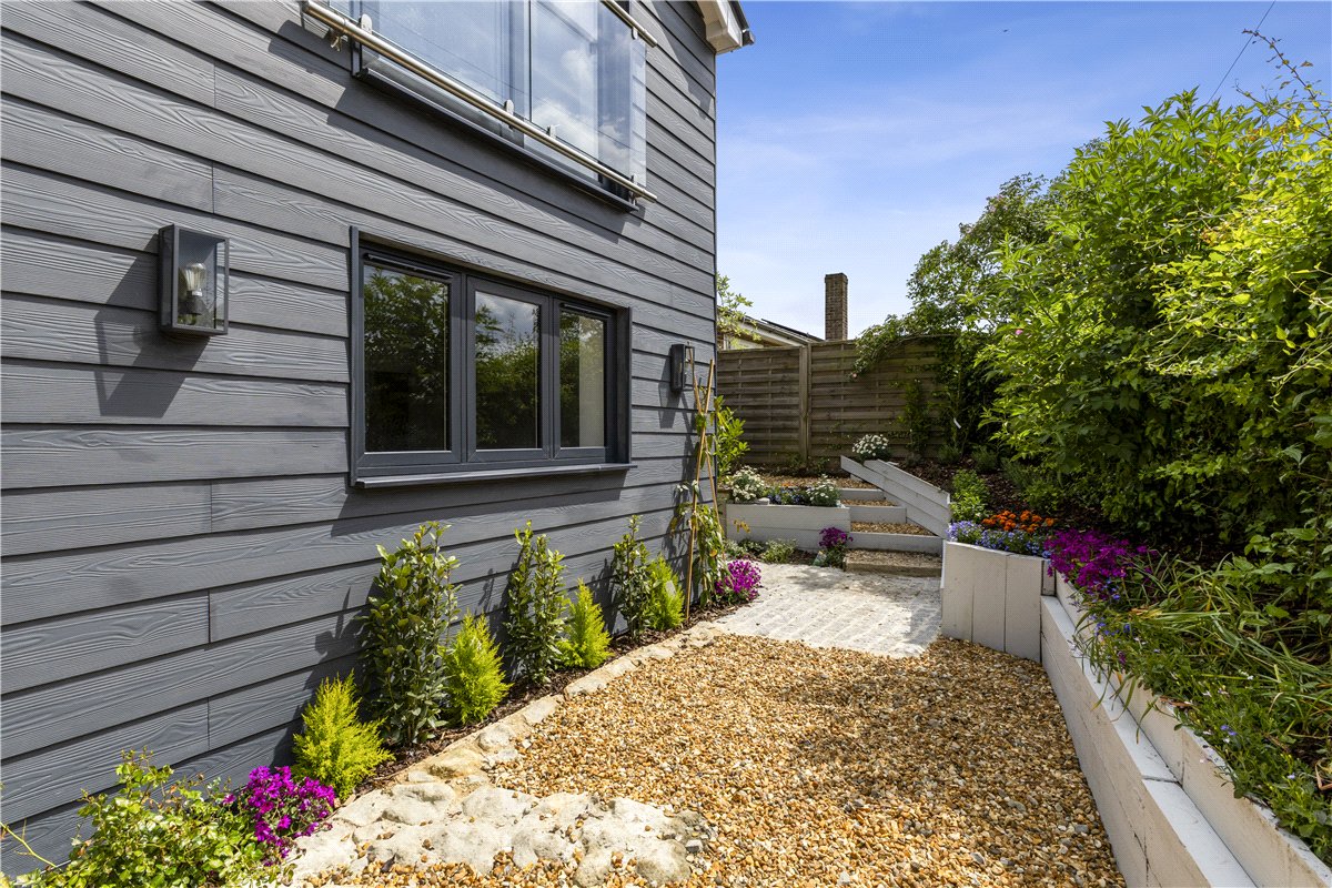 4 bedroom House, High Street, Burbage, SN8 - Available, Image 3