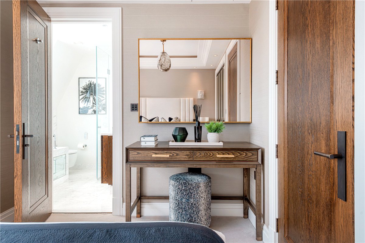 3 bedroom Flat, Prince of Wales Terrace, London, W8 - Available, Image 14