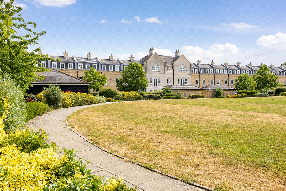 4 bedroom House, St. Matthews Gardens, Cambridge, CB1 - Available, Image 3
