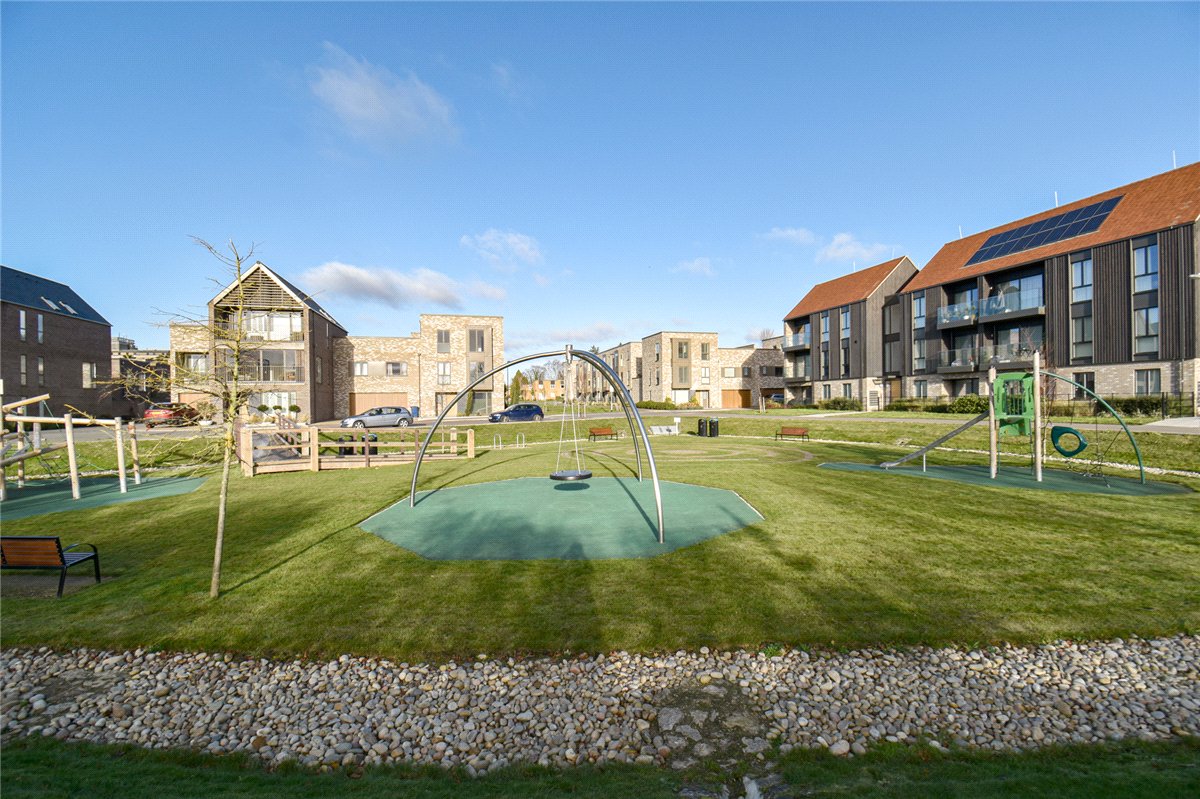 4 bedroom House, Knightly Avenue, Cambridge, CB2 - , Image 14