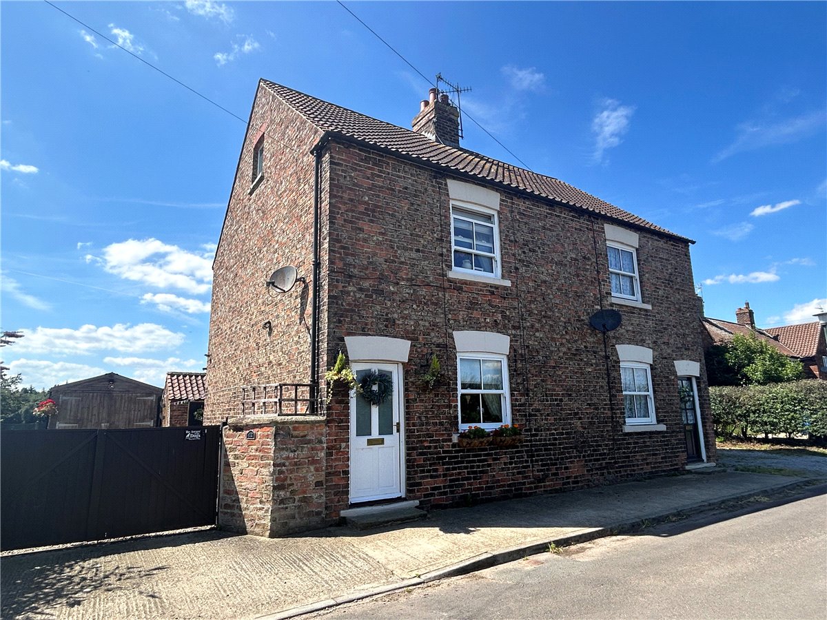 2 bedroom House, 12 Cana Lane, Marton Le Moor, HG4 - 