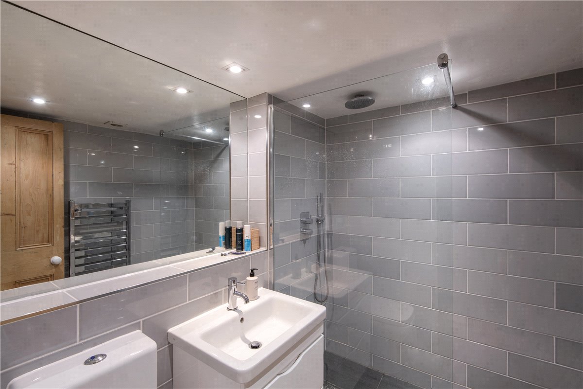 1 bedroom Flat, Trinity Road, London, SW18 - Sold, Image 8