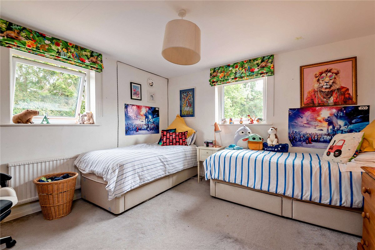 5 bedroom House, Kendrick Road, Newbury, RG14 - Available, Image 22
