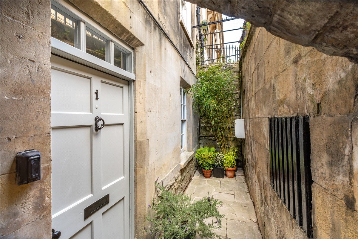 1 bedroom Flat, Oxford Row, Bath, BA1 - Sold, Image 1