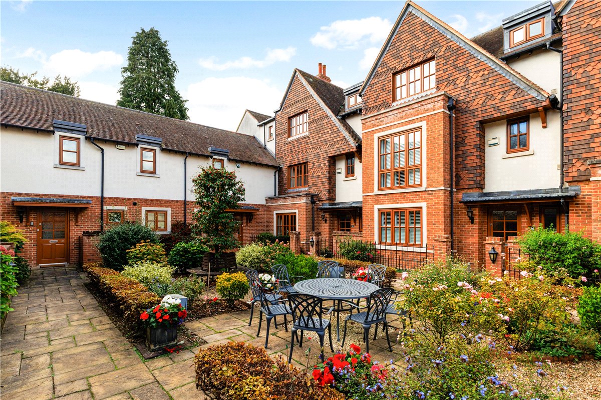 4 bedroom House, Cromwell Court, Marlborough, SN8 - Available, Image 22