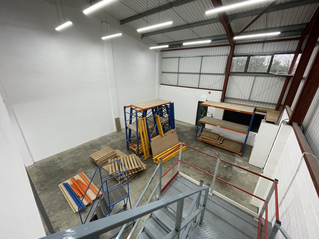 2254 Sq Ft, Unit 16 Glenmore Business Centre, Witney, OX29 - Available, Image 1