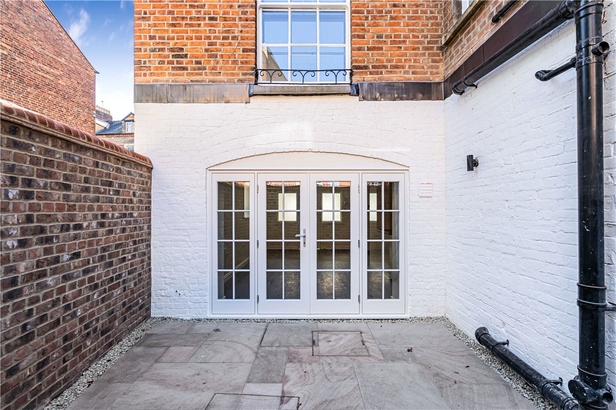 1 bedroom Flat, Walton Crescent, Oxford, OX1 - Available, Image 16