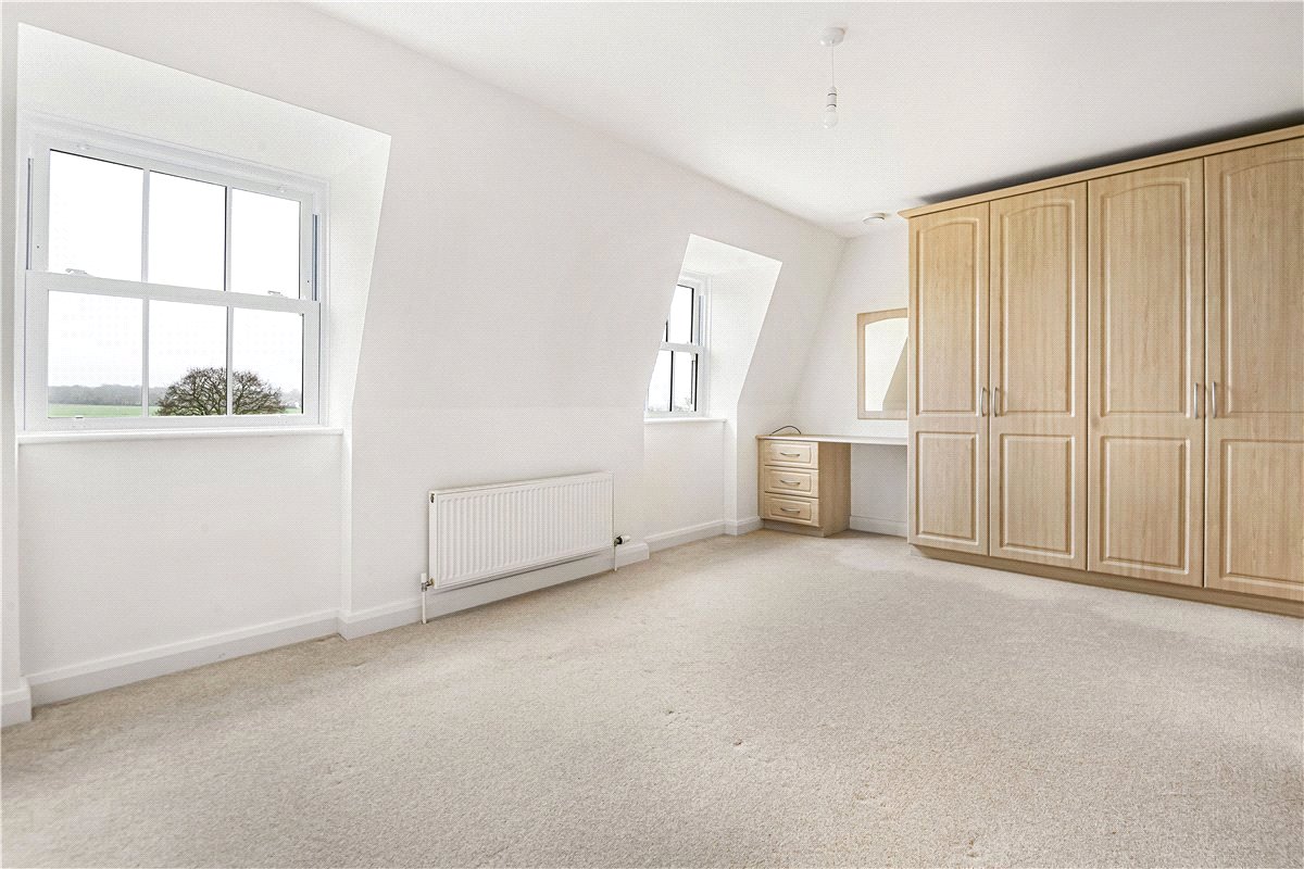 3 bedroom House, Ford Road, Tortington, BN18 - Available, Image 13