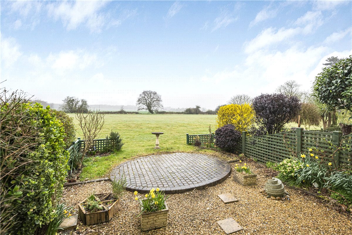 3 bedroom House, Ford Road, Tortington, BN18 - Available, Image 13