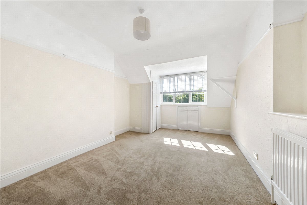 5 bedroom House, Potter Row, Great Missenden, HP16 - Available, Image 13