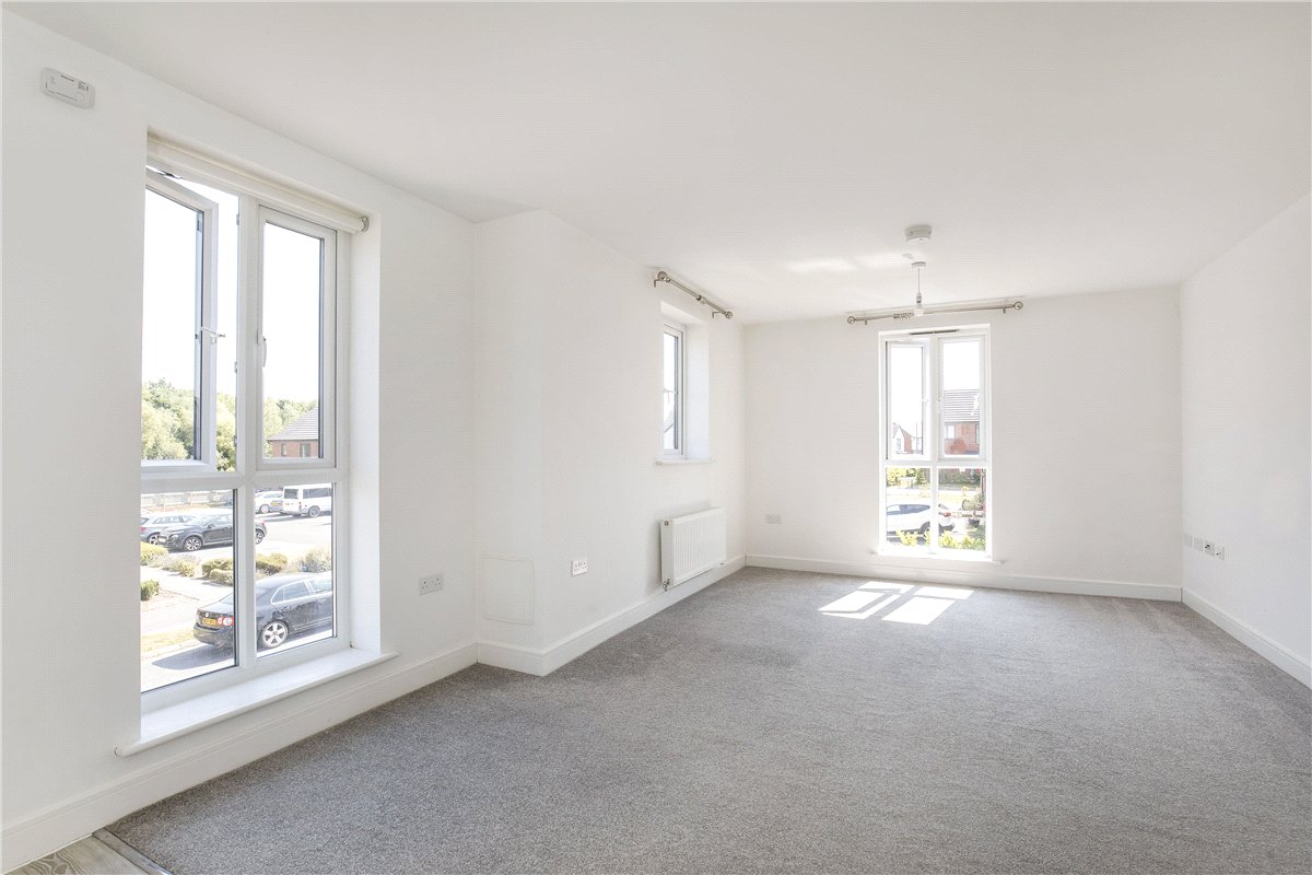 2 bedroom Flat, Hawes Way, Waverley, S60 - Available, Image 2