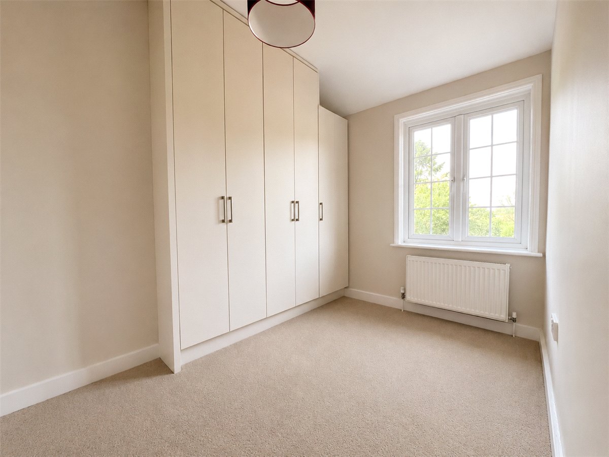 2 bedroom House, Spring Gardens, Alresford, SO24 - Available, Image 6