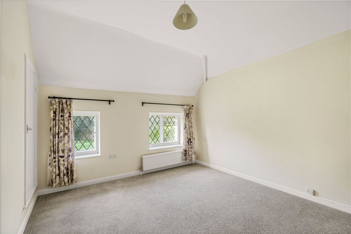 2 bedroom Cottage, Great Hampden, Great Missenden, HP16 - Let Agreed, Image 12