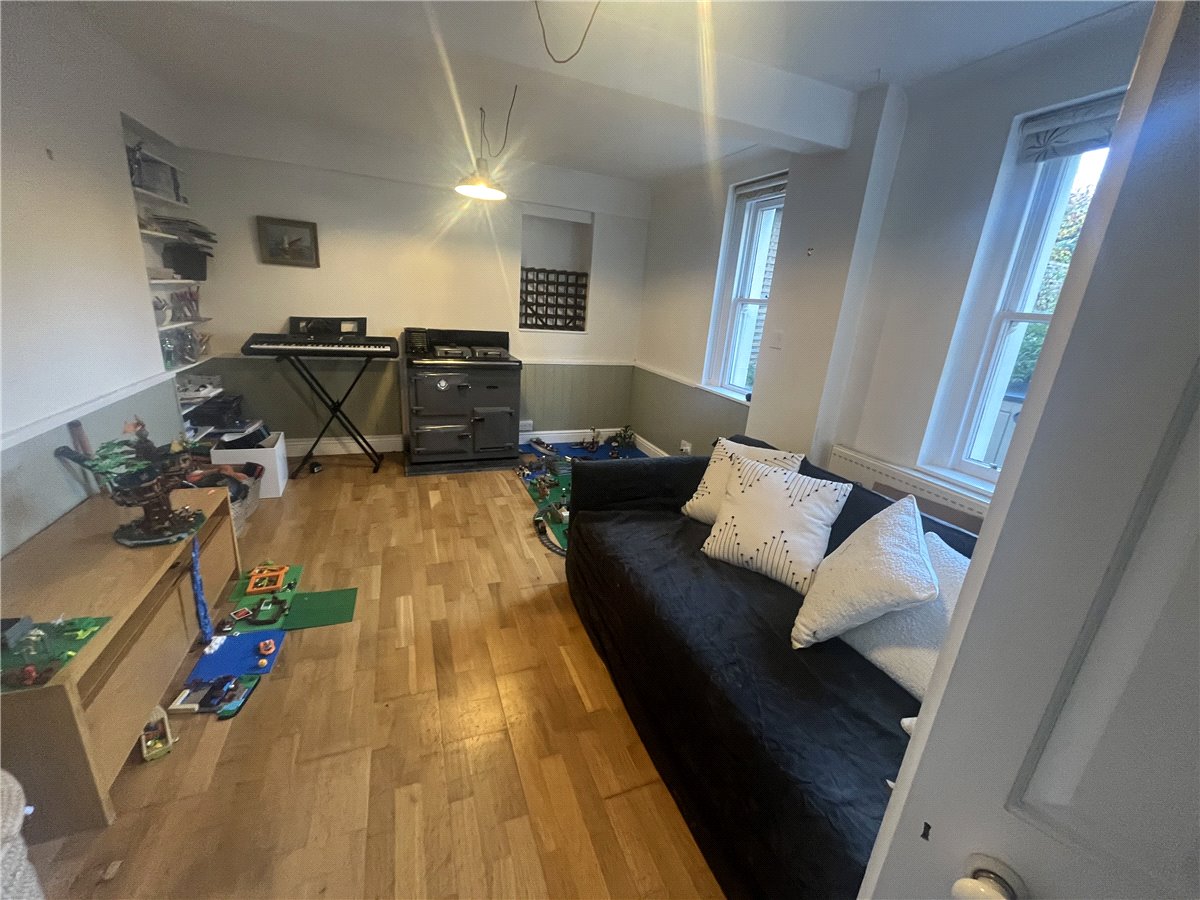 2 bedroom Flat, Church Road, Combe Down, BA2 - Available, Image 8