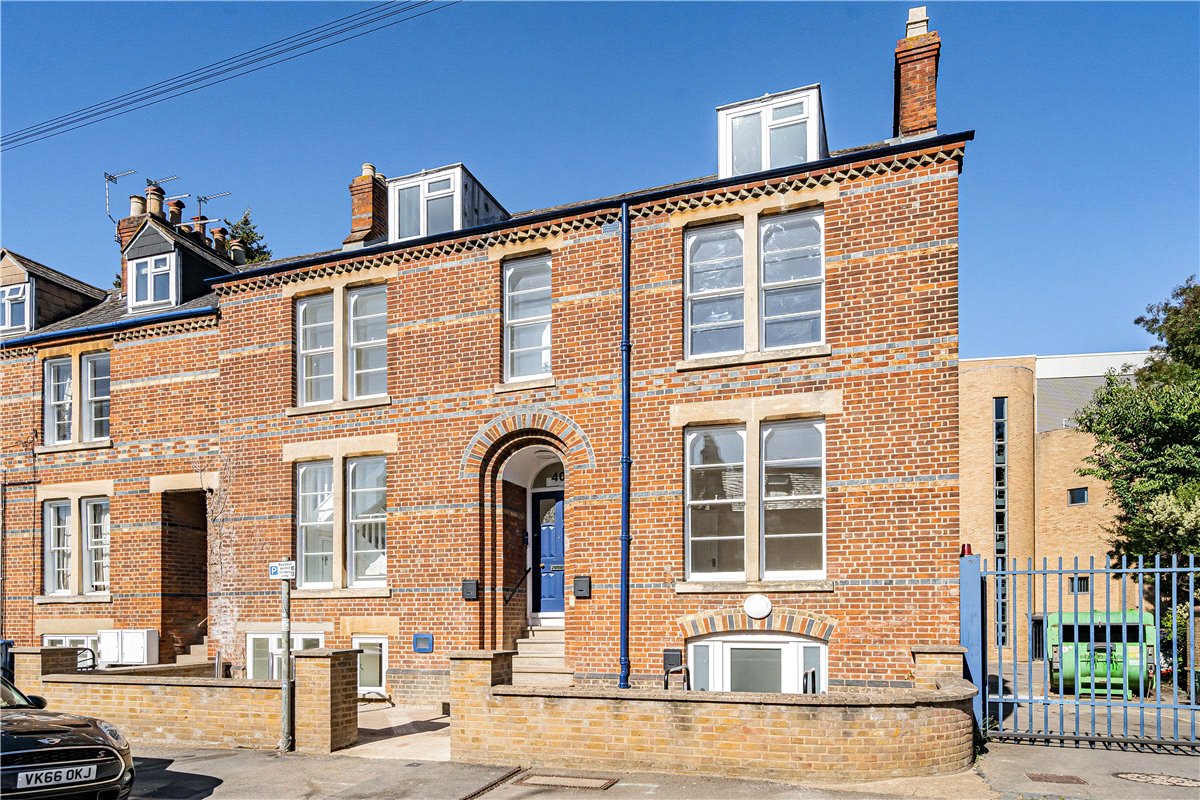 1 bedroom Flat, Walton Crescent, Oxford, OX1 - Available, Image 3