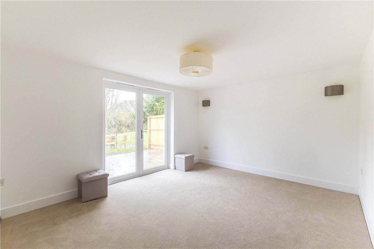 3 bedroom House, Preston, Ramsbury, SN8 - Available, Image 5