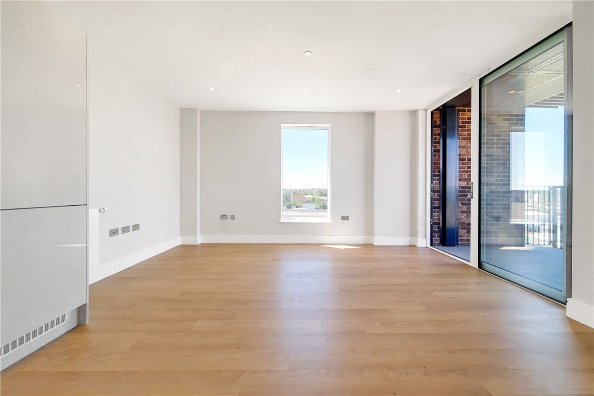 1 bedroom Flat, Greyhound Parade, Wimbledon Grounds, London, SW17 - , Image 4