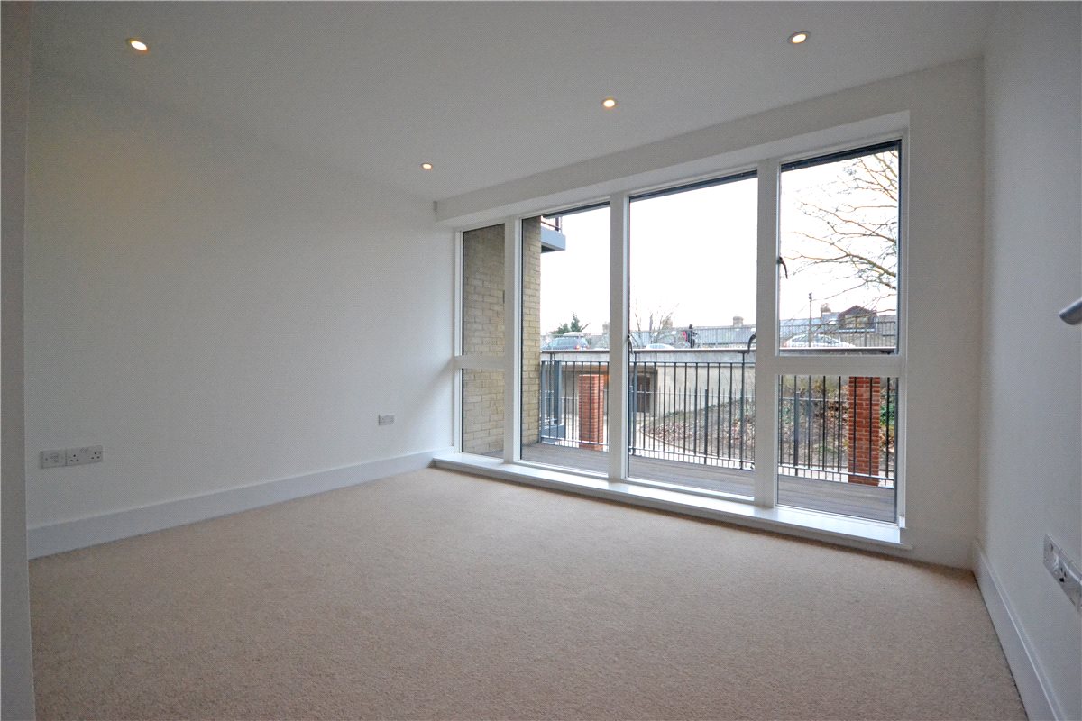1 bedroom Flat, Marlowe House, Kingsley Walk, CB5 - , Image 3