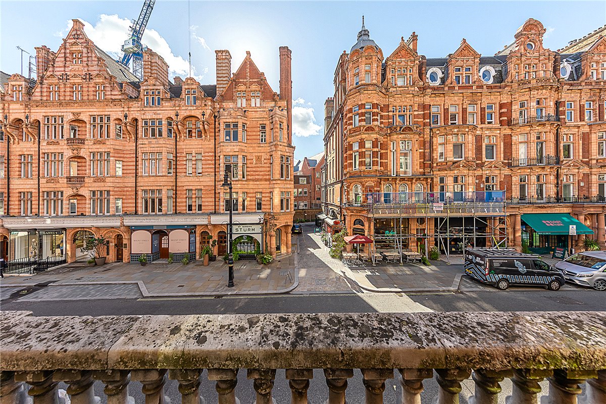 1 bedroom Flat, Carlos Place, Mayfair, W1K - Available, Image 9