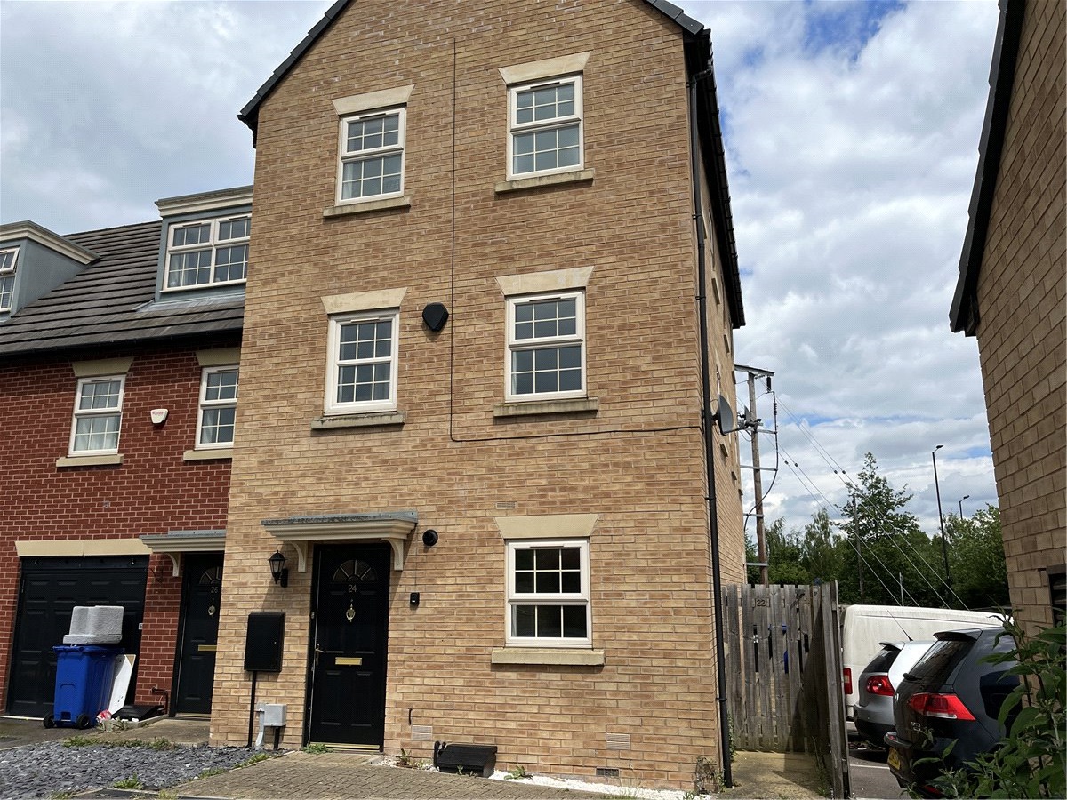 2 bedroom House, Comelybank Drive, Mexborough, S64 - Available