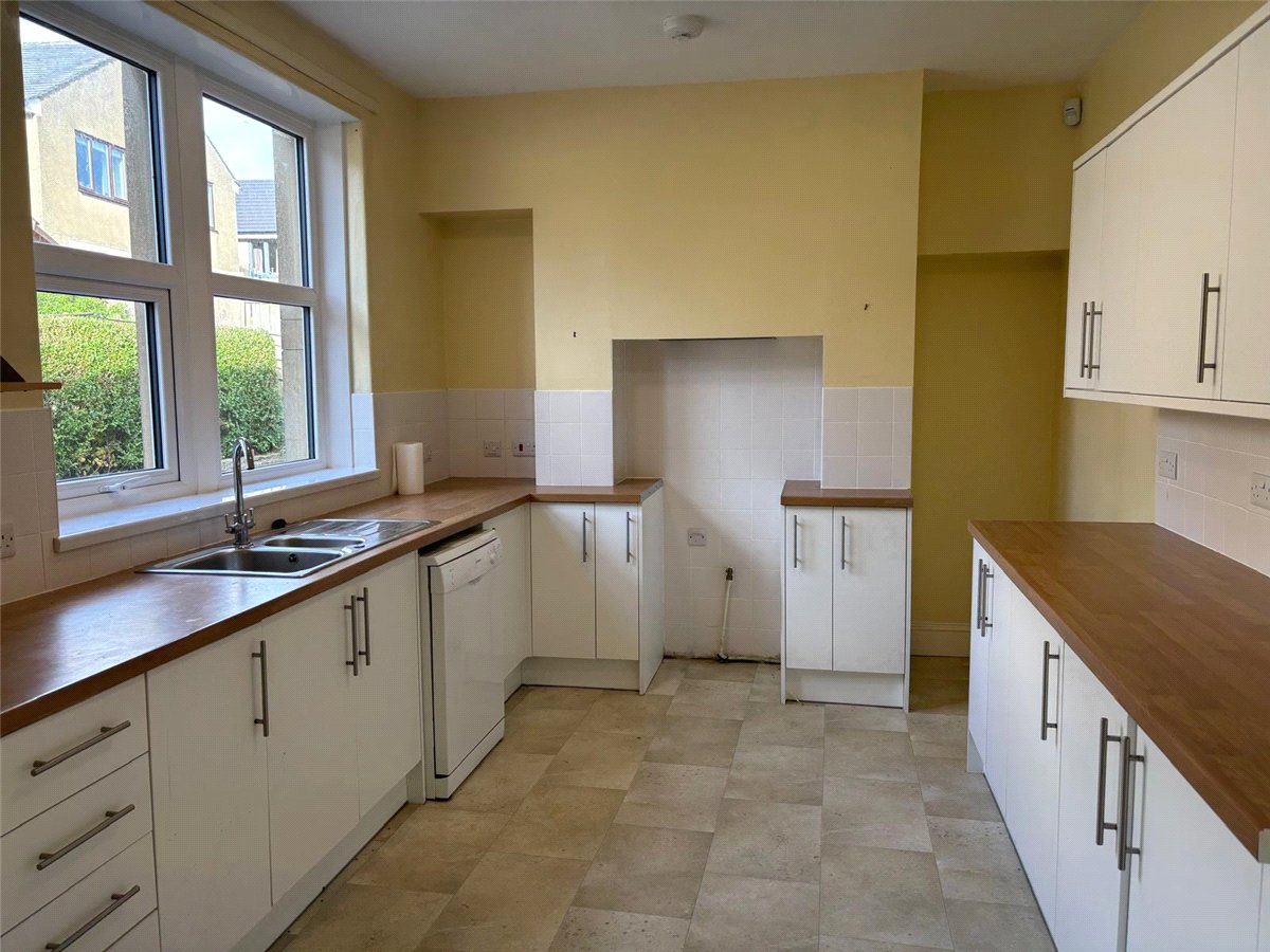 4 bedroom House, 21 Shires Lane, Embsay, BD23 - Available, Image 2