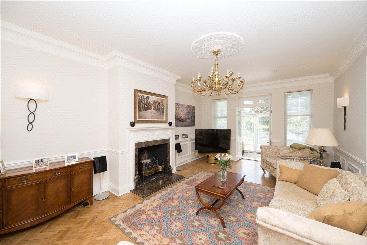 4 bedroom House, Windsor Court, West Park, HG1 - Available, Image 3