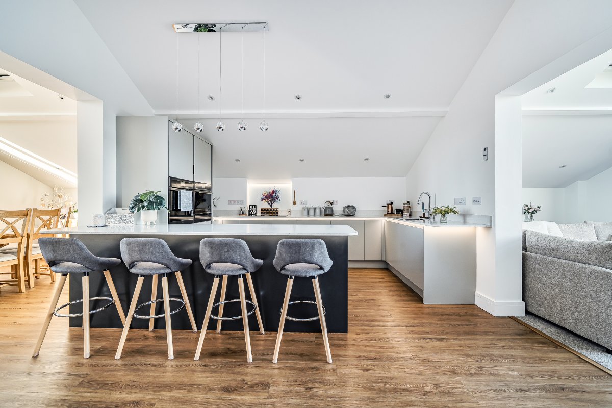 5 bedroom House, St. Breock, Wadebridge, PL27 - Available, Image 8