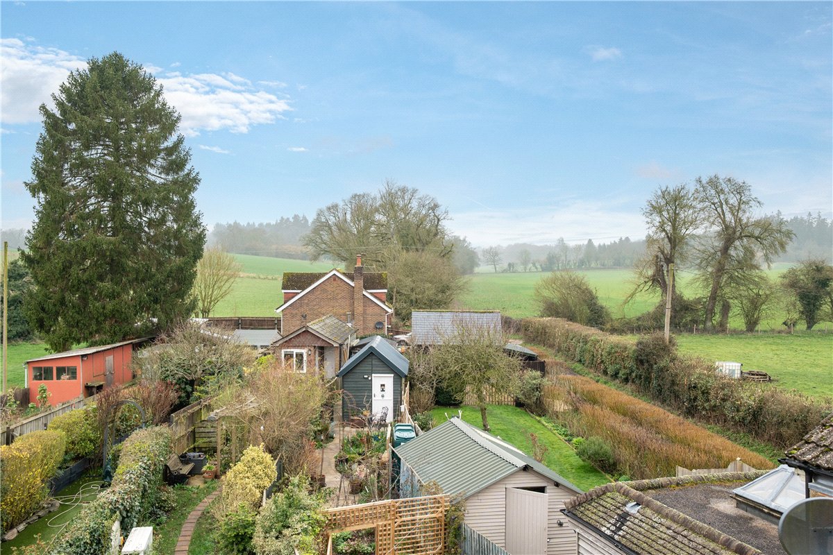 3 bedroom House, Gladstone Terrace, Sugar Lane, SP11 - Sold STC, Image 13