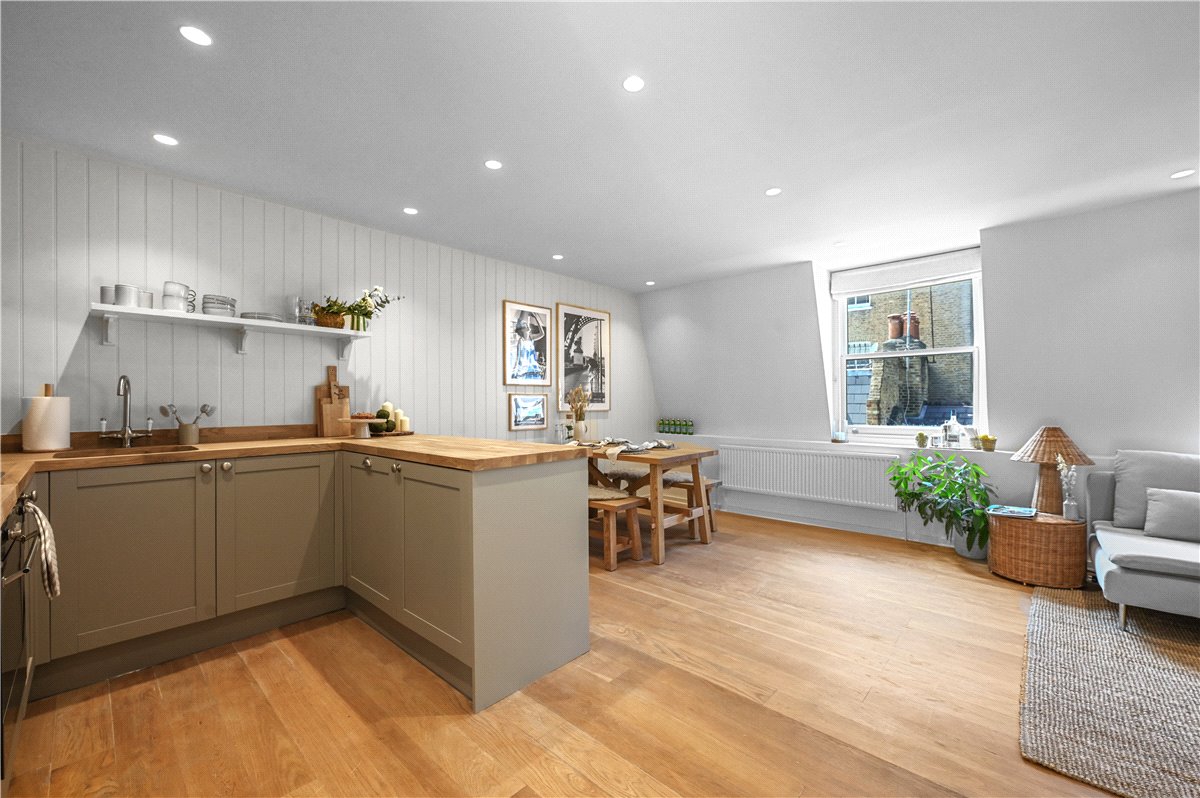 2 bedroom Flat, Bingham Place, Marylebone, W1U - Available, Image 1