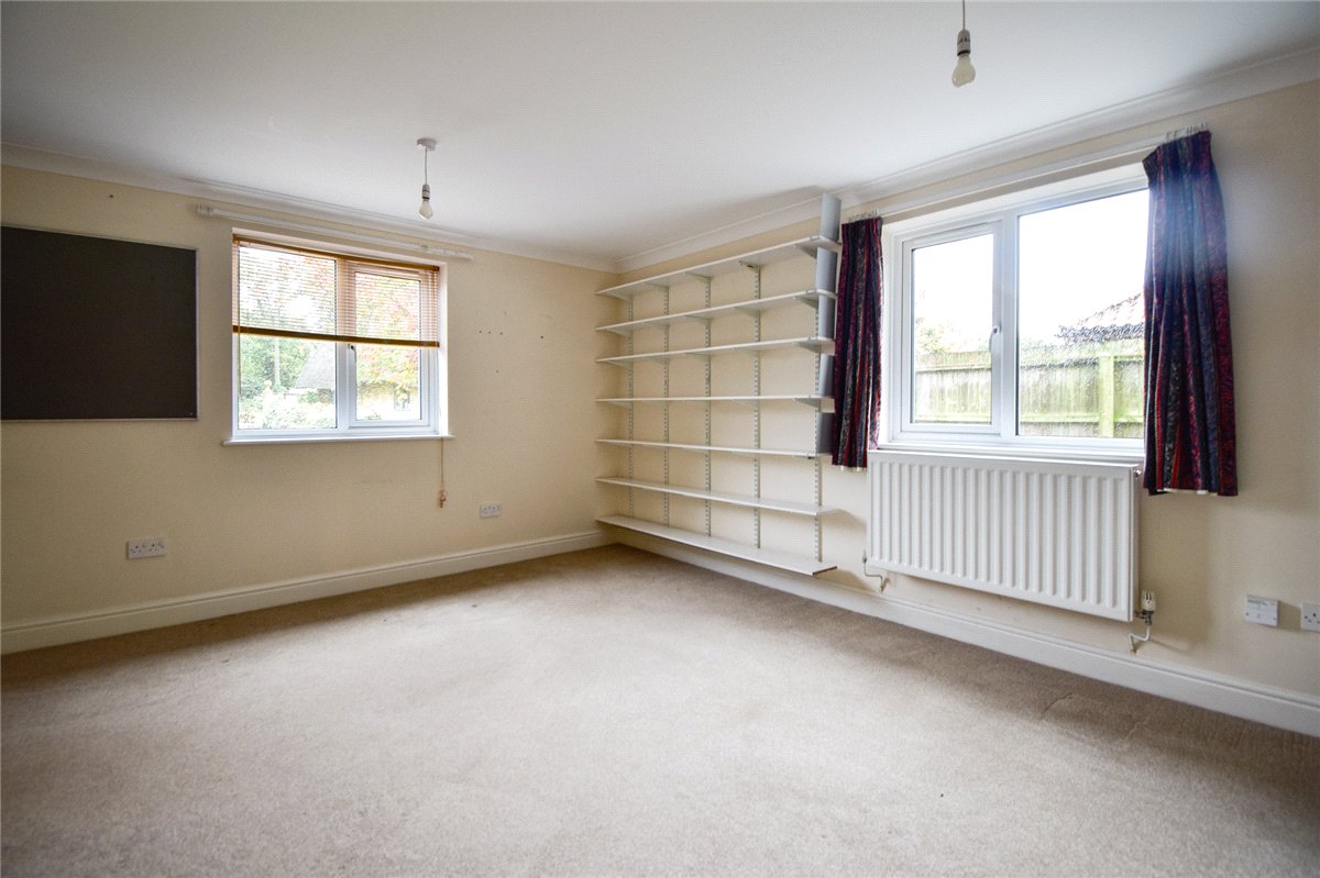 4 bedroom House, Stocks Lane, Gamlingay, SG19 - Available, Image 5