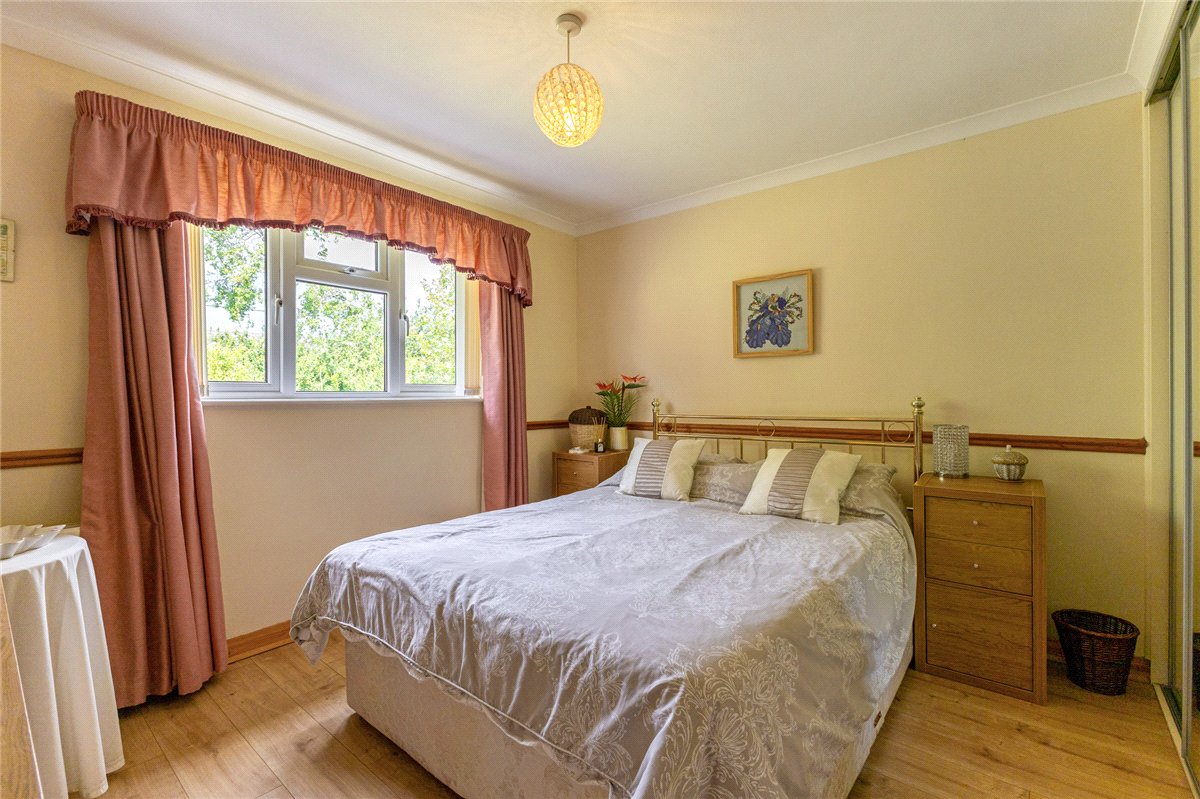 4 bedroom Bungalow, Chapel Road, Great Eversden, CB23 - Available, Image 10