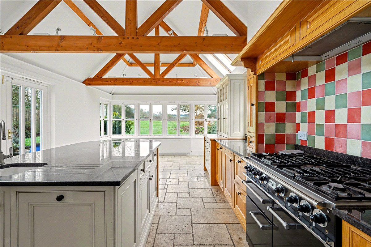 4 bedroom Cottage, Lower Hartwell, Aylesbury, HP17 - Available, Image 1
