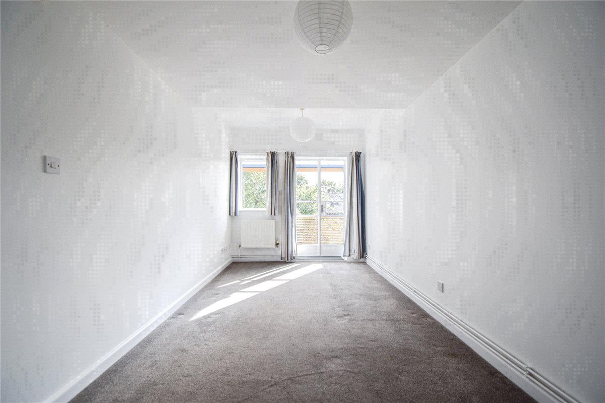3 bedroom Flat, Victoria Road, Cambridge, CB4 - Available, Image 3