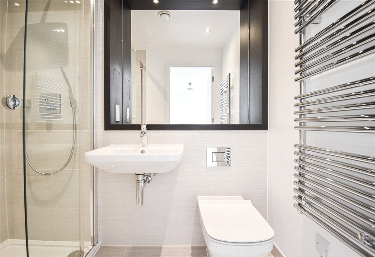 3 bedroom Flat, Scholars Court, Harrison Drive, CB2 - Let Agreed, Image 14