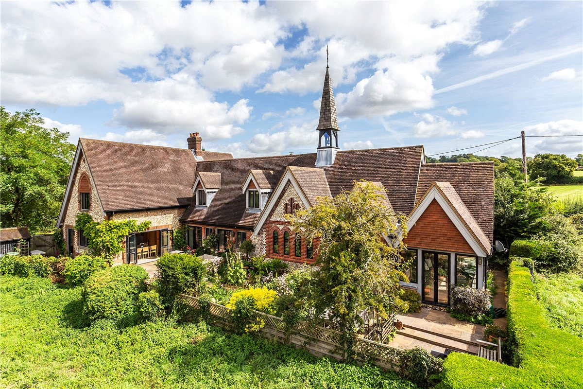 4 bedroom House, Woodlands, Bramdean, SO24 - Available