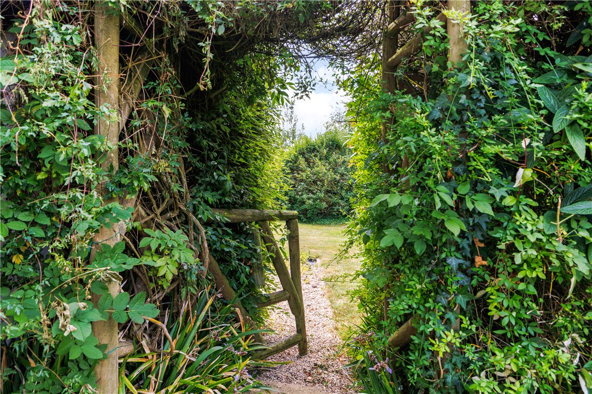 3 bedroom House, Hallam Cottages, Southend, SN8 - Sold STC, Image 4