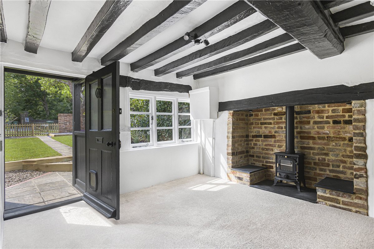 2 bedroom Cottage, The Green, Sutton Courtenay, OX14 - Sold, Image 2