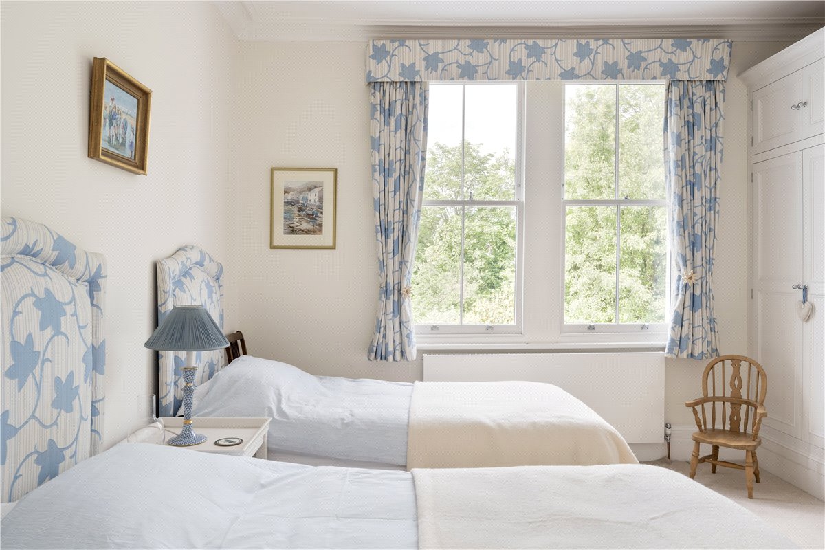 6 bedroom House, Trinity Road, London, SW18 - Sold, Image 13