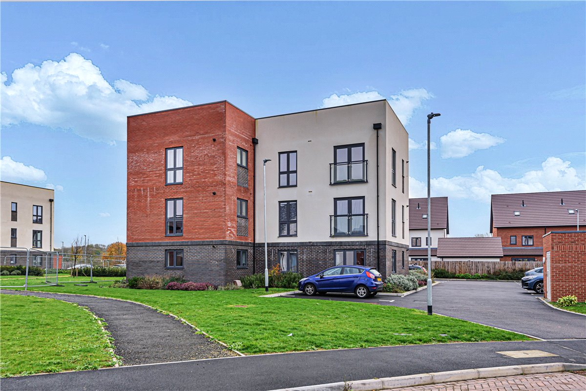 2 bedroom Flat, Croxden Way, Daventry, NN11 - , Image 8