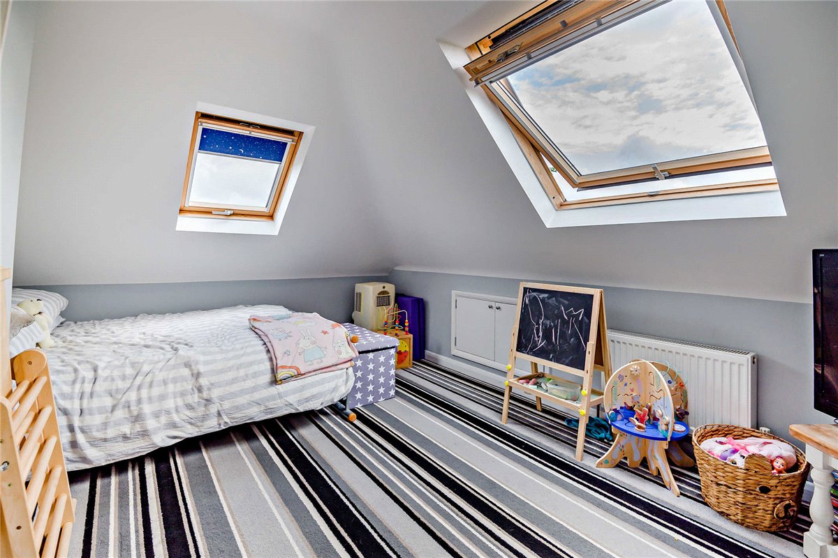 5 bedroom House, Catherine Road, Newbury, RG14 - Sold, Image 2