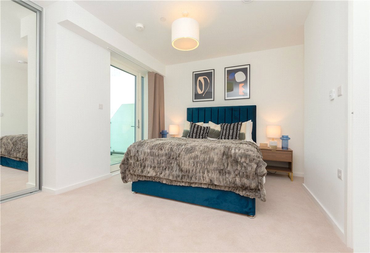 3 bedroom Flat, Heartwell Avenue, London, E16 - Let Agreed, Image 2